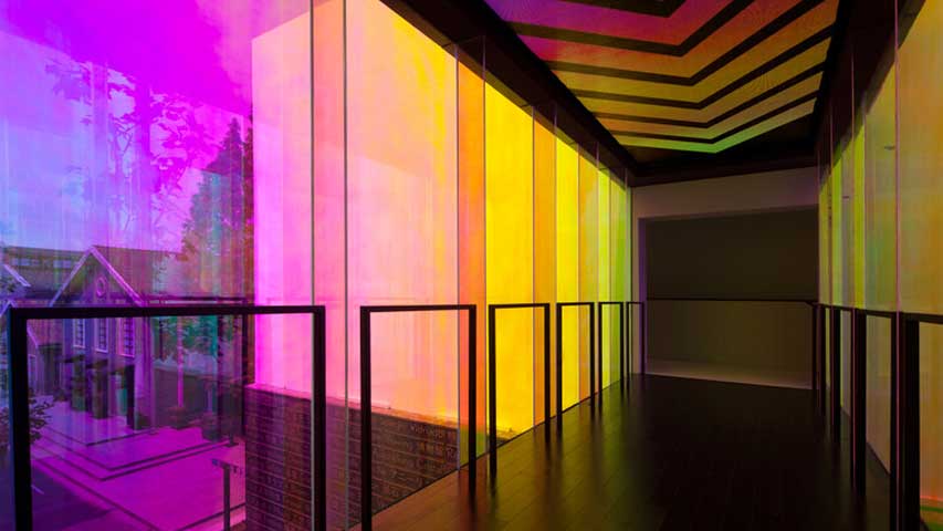 تاثیر شیشه رنگی در دکوراسیون داخلی